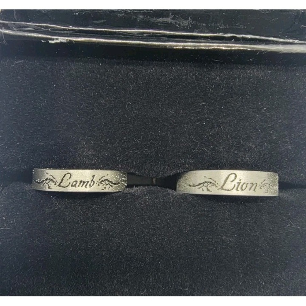 Twilight Lion And Lamb Rings RARE Wedding - Picture 7 of 8